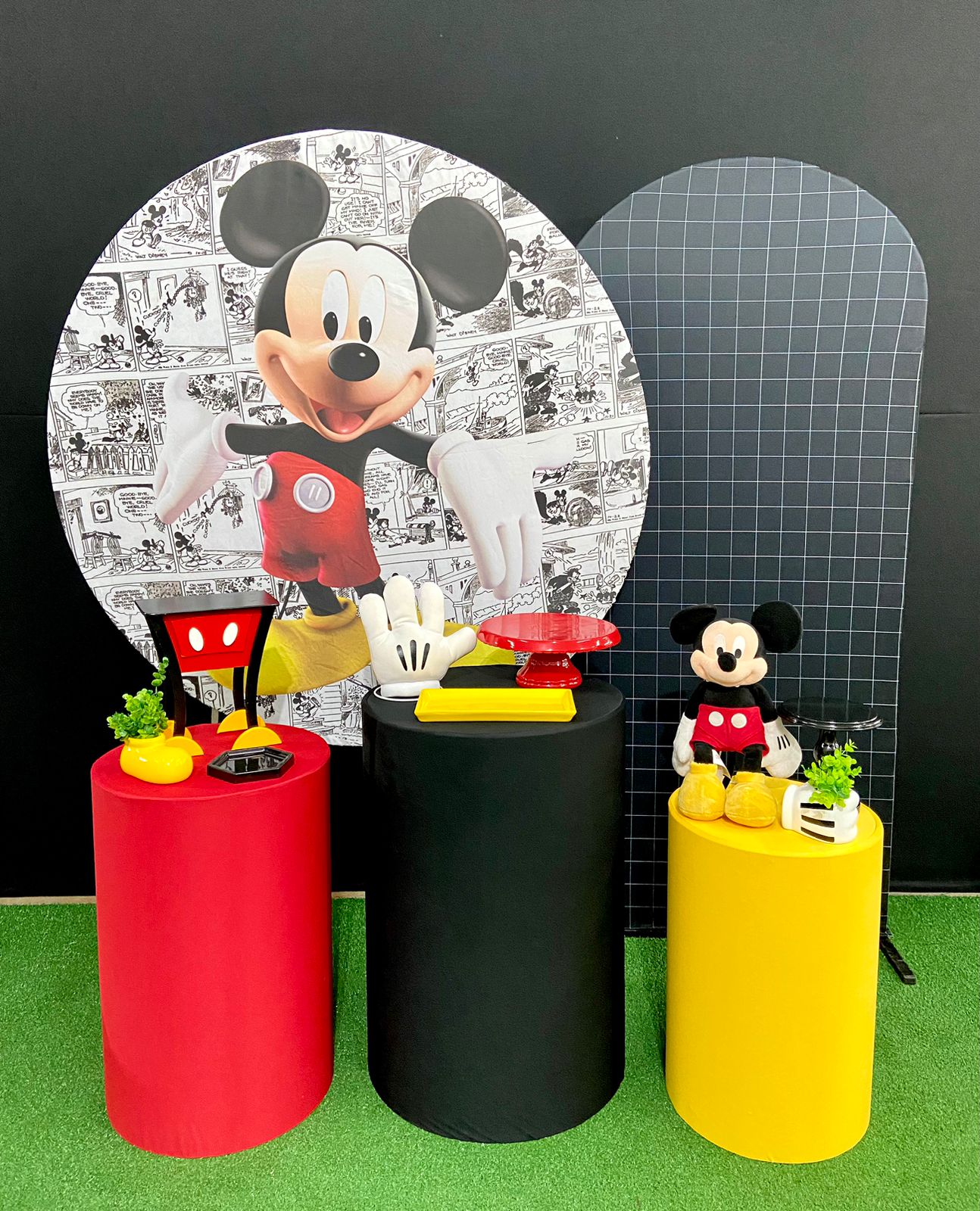 Aluguel Kit Mickey C Painel Redondo Fuxica Loca Es De Kits E Materiais Para Festas Porto